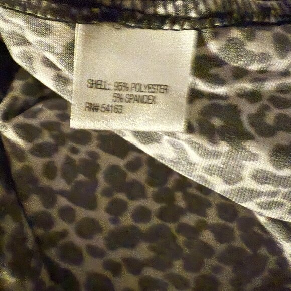 Calvin Klein Women's XL Animal Print/Ikat Sleeveless Blouse w Wide Straps - Picture 4 of 6